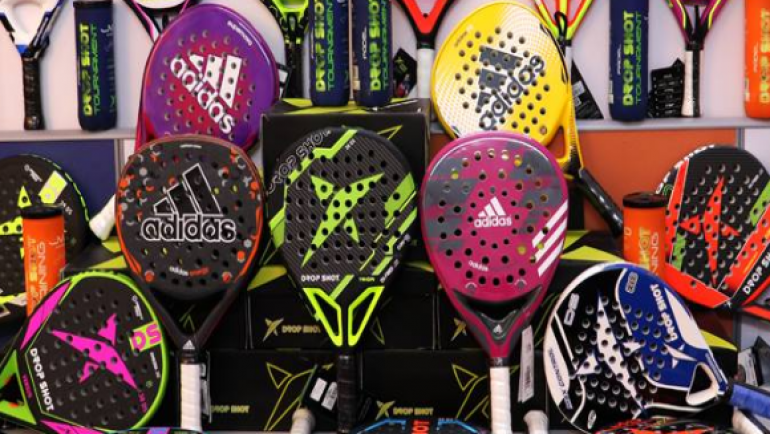 How to Choose a Padel Racket: The Ultimate Guide (2022)
